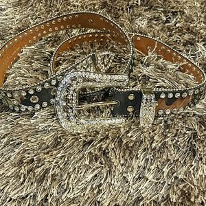 Womens Size Large Camo Rhinestone Belt